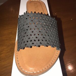 XOXO black sandals